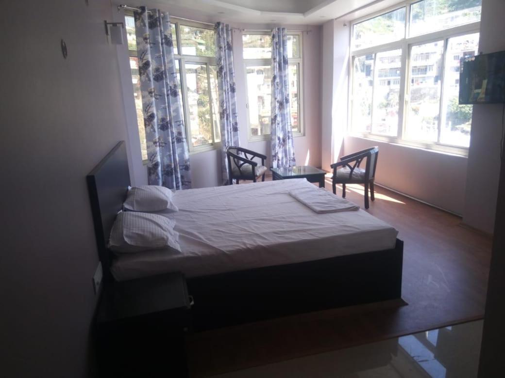 Hotel-78 Pithoragarh Exterior photo